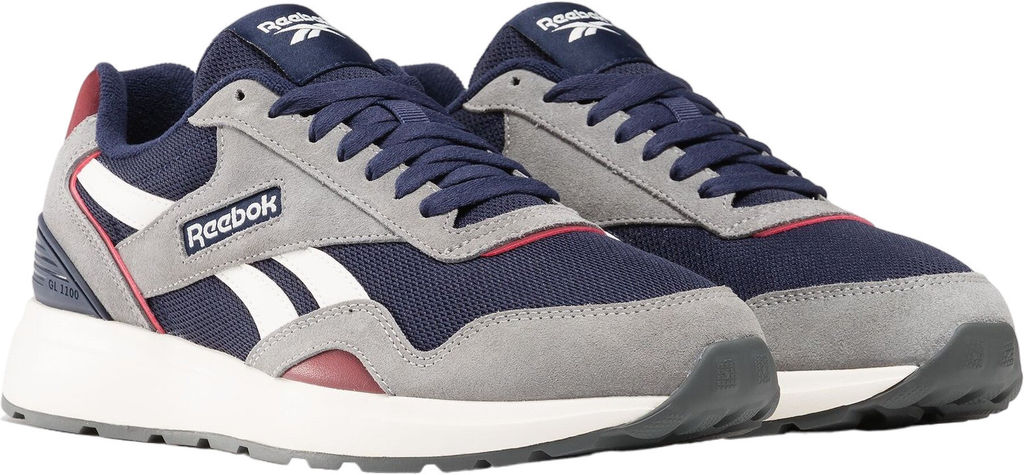 Кроссовки взрослые