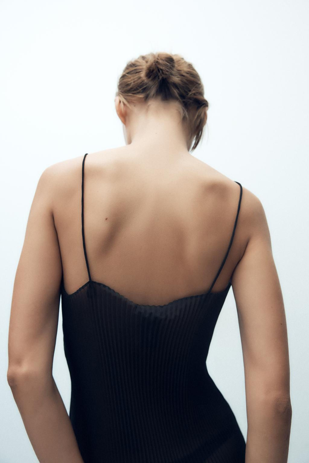 PLEATED TOP WITH LACE HEM - Zara фото 5