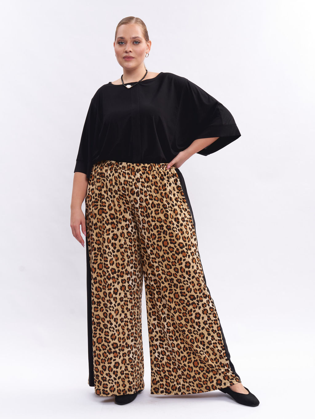 Костюм брючный KO06507LEO01