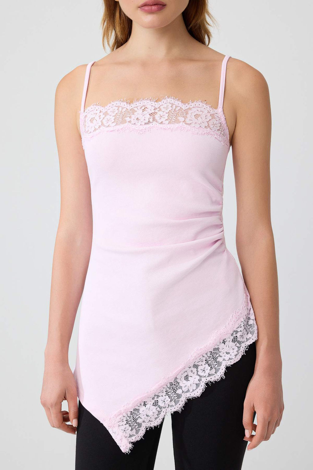 Pembe D_z Fitted Kare Yaka Kolsuz _nce Ask_l_ Dantel Detayl_ Uzun Esnek _rme Bluz TWOSS26BZ00985
