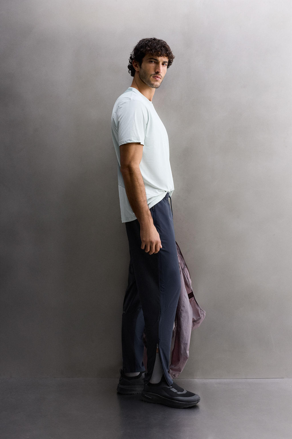 TECHNICAL COLOUR BLOCK TROUSERS - Zara фото 4