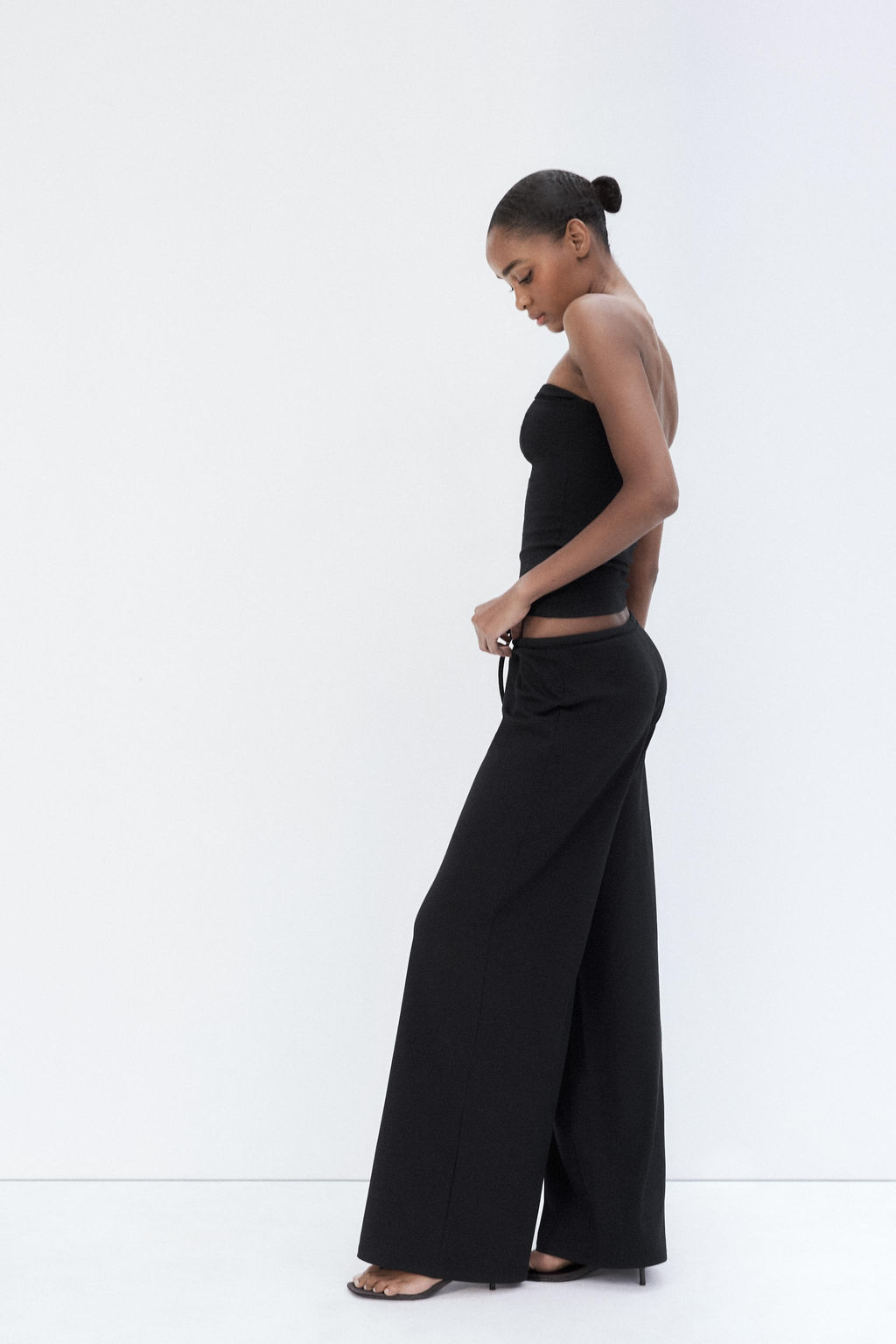 TEXTURED BANDEAU TOP - Zara фото 27