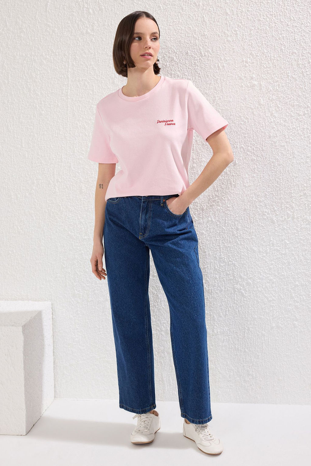 Pembe Slogan Bask?l? Kal?n Kumasl? Regular Kal?p Orme T-Shirt TWOSS25TS00159