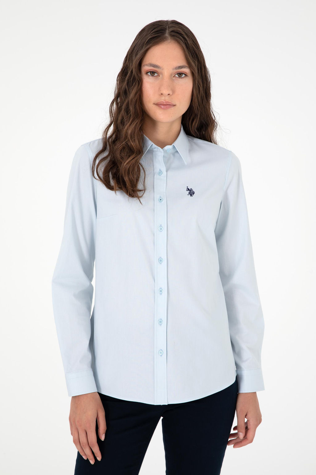 Рубашка женская U.S. Polo Assn с длинным рукавом голубая из хлопка и эластана  фото 10