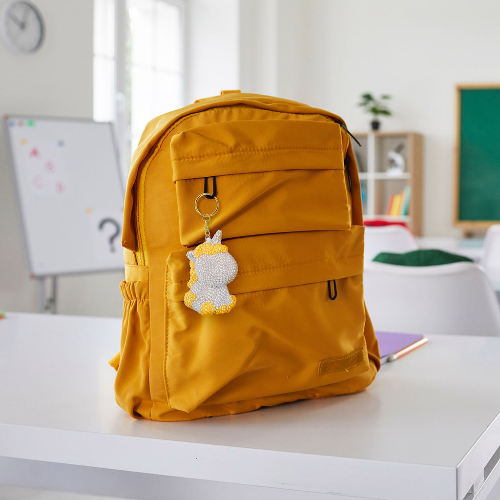 Кристальная (алмазная) мозаика ФРЕЯ ALVF-006 брелок Серебристая единорожка 5 х 8 см