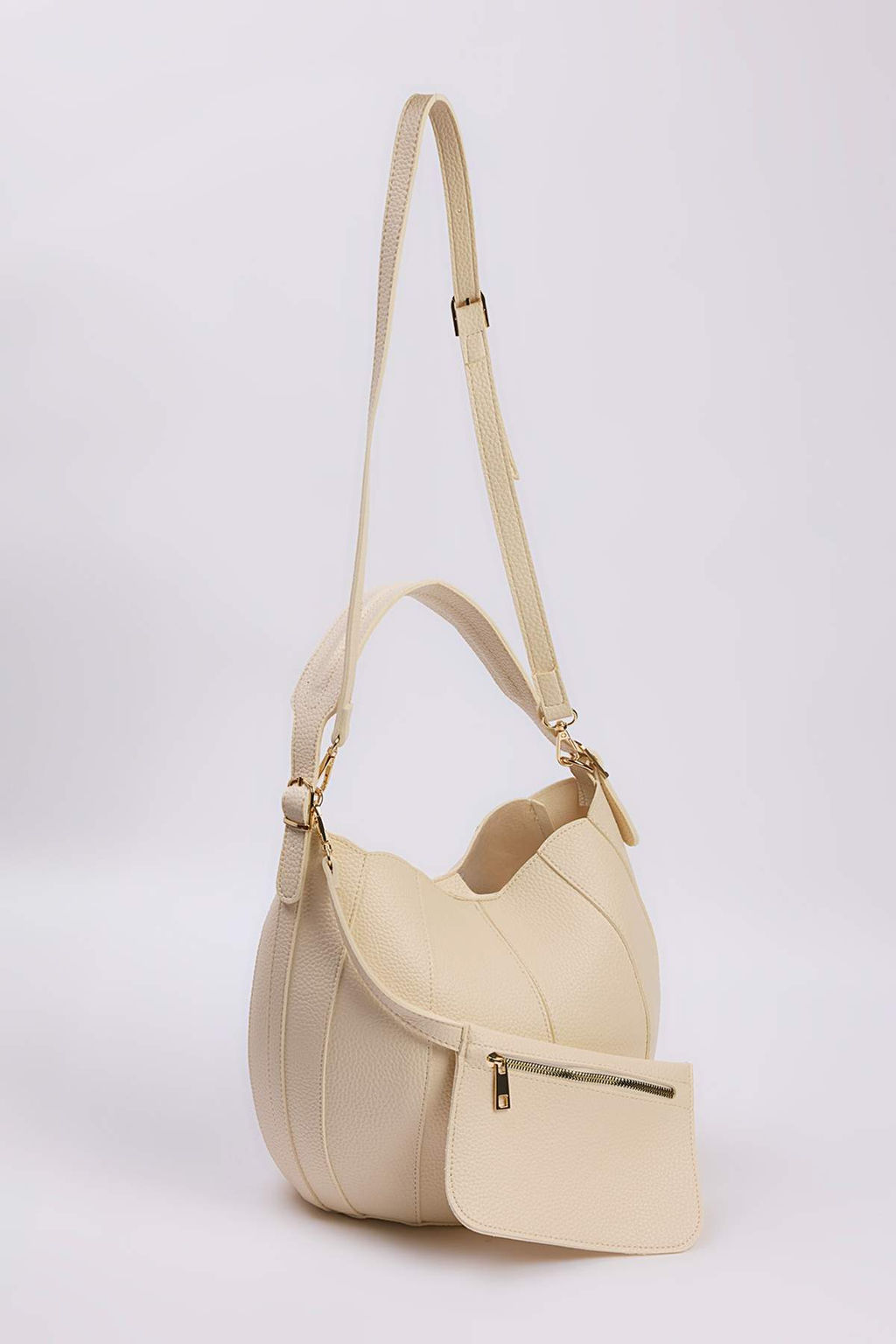 Bej Dikisli Yavrulu Kad?n El ve Omuz Kese canta TAKAW26OC00017