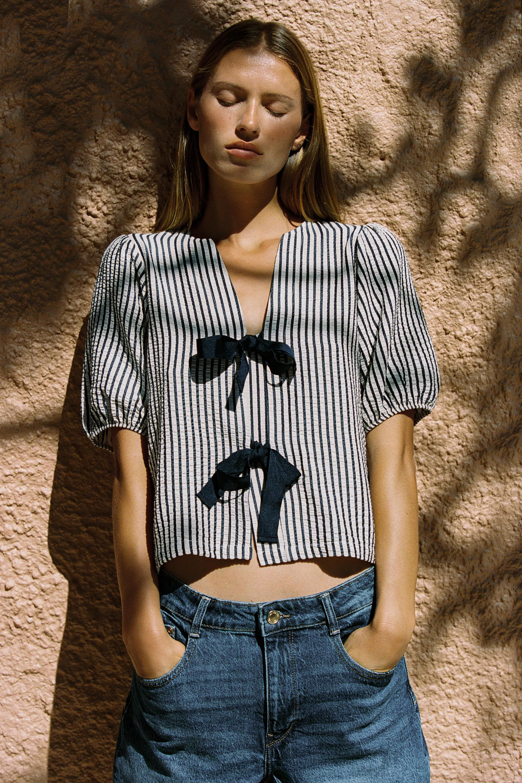 LINEN BLEND TIE BLOUSE