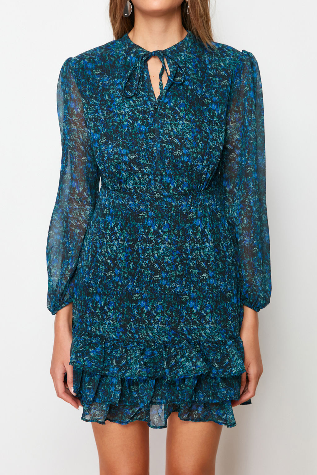 Trendyolmilla Yesil Desenli A Kesim Yakas? Baglamal? Astarl? Mini Dokuma K?sl?k Elbise TWOAW21EL1442 фото 4