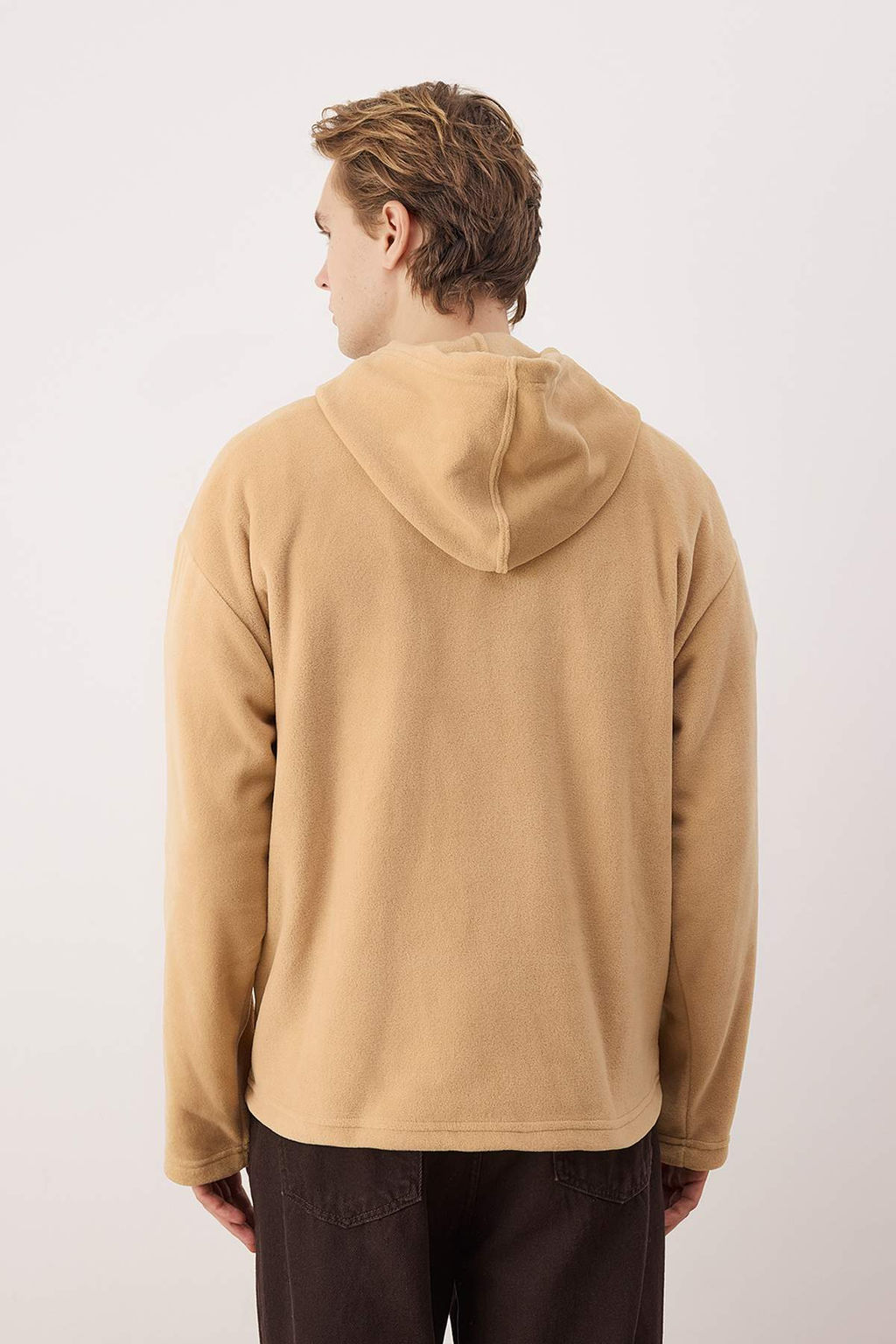 Bej Oversize/Genis Kesim Polar Kal?n Nak?sl? Sweatshirt TMNAW26SW00029 - Trendyolmilla фото 3