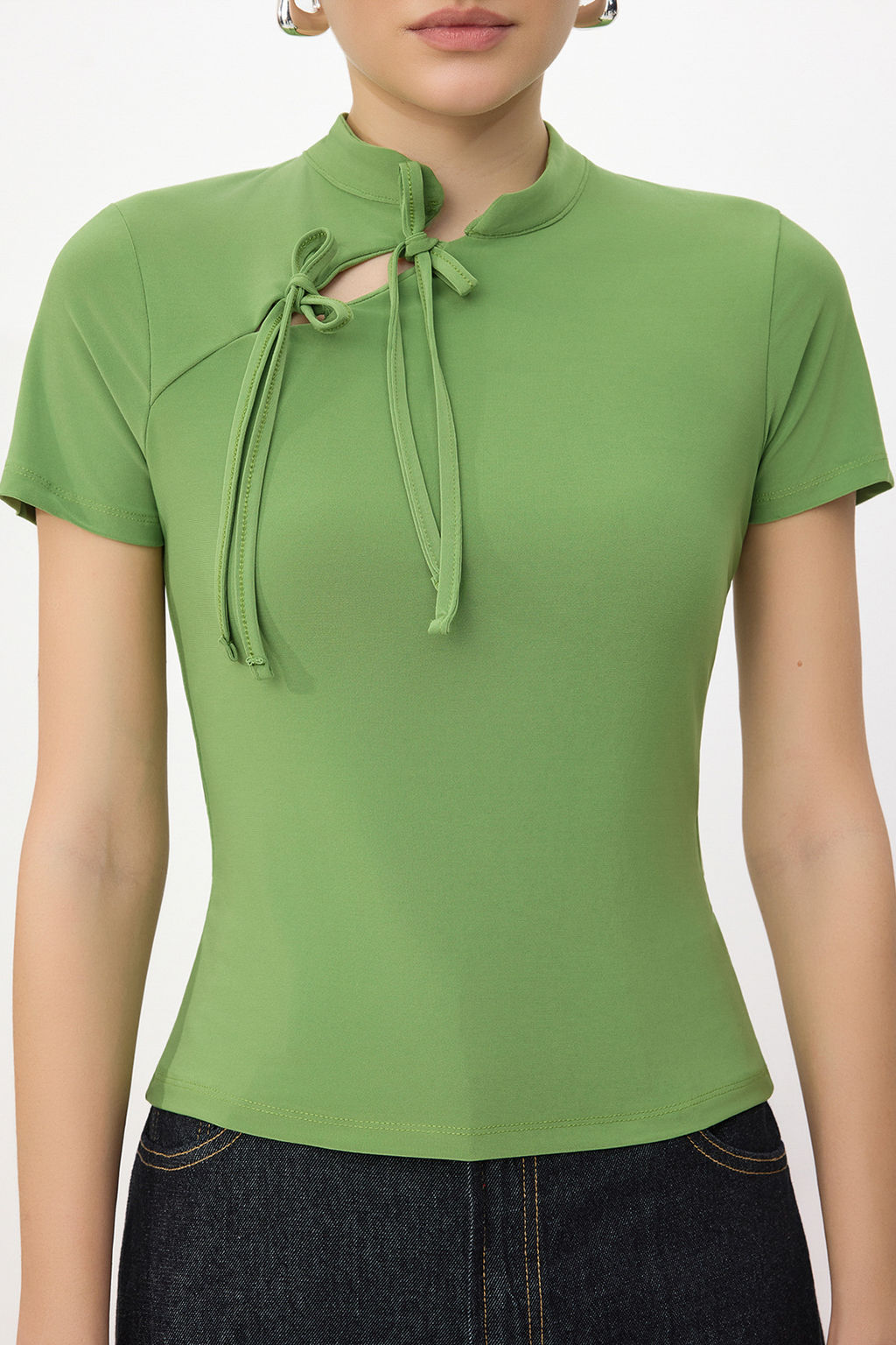 Trendyolmilla Siyah Dik Yaka Baglama Detayl? Vucuda Oturan Esnek Orme Bluz TWOSS25BZ00226  фото 14