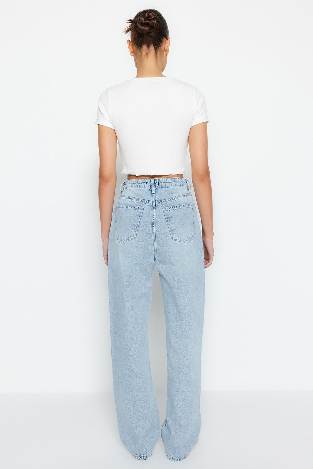 Mavi Yuksek Bel Straight Duz Kesim %100 Pamuk Non-Stretch Jeans TWOSS22JE0242