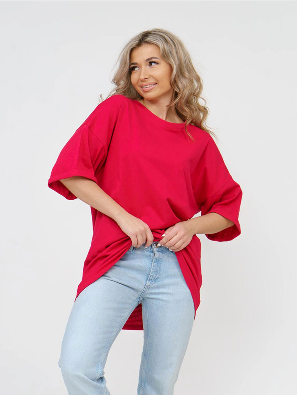 Футболка женская, цвет красный