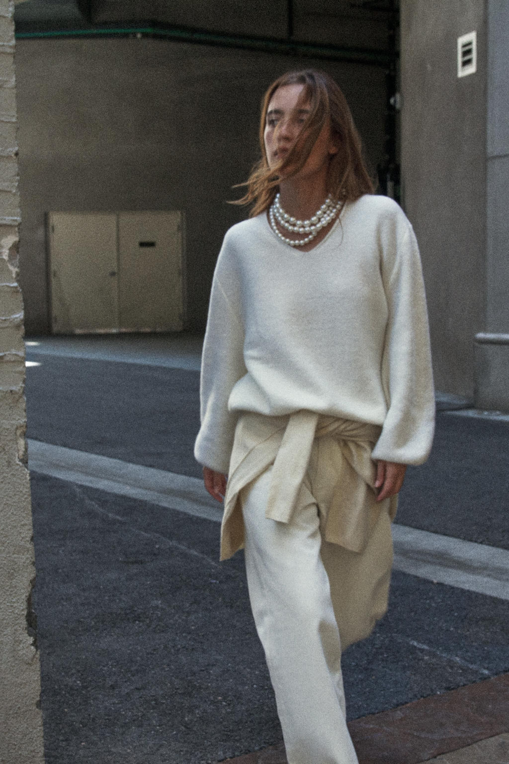 WOOL PUFF SLEEVE KNIT SWEATER