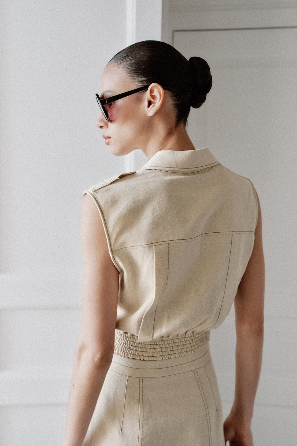 TOP CON LINO MANGA SISA / Beige claro