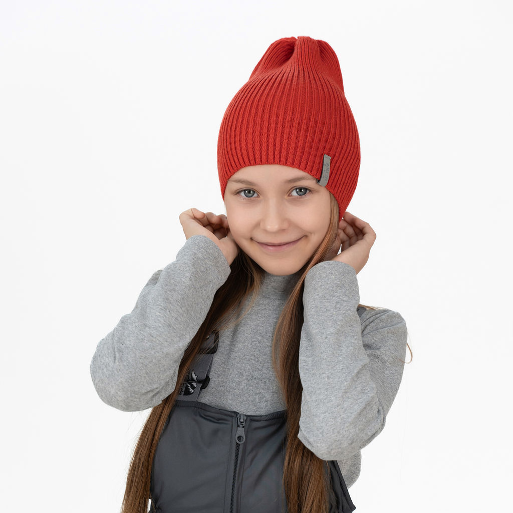 Шапка вязаная Ш-103 красная (52-58)