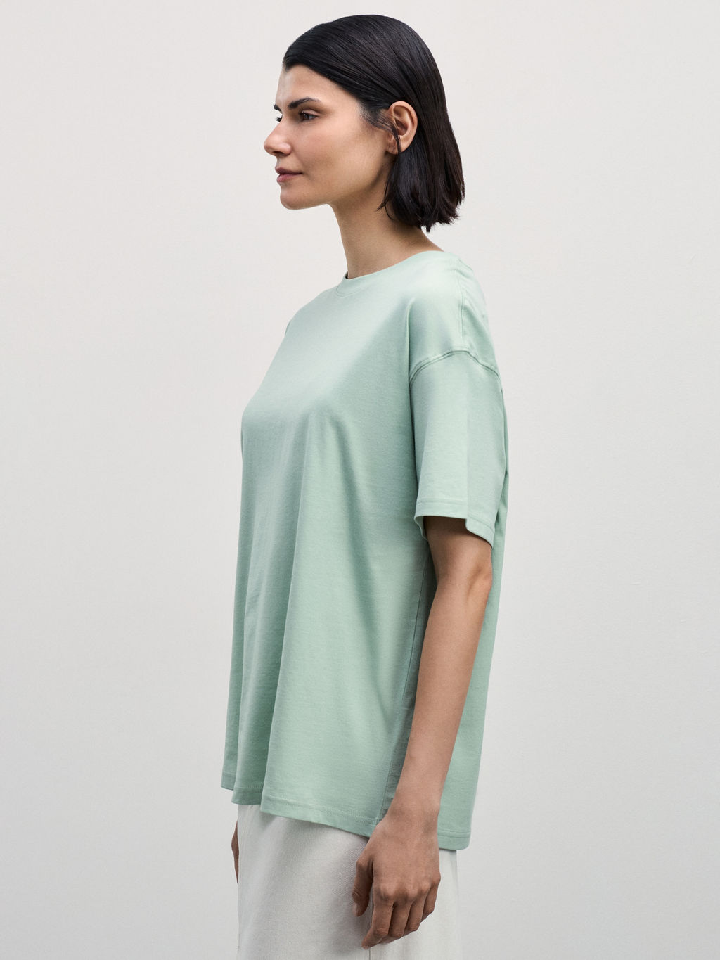 Базовая футболка оверсайз из хлопка / Zarina  фото 4