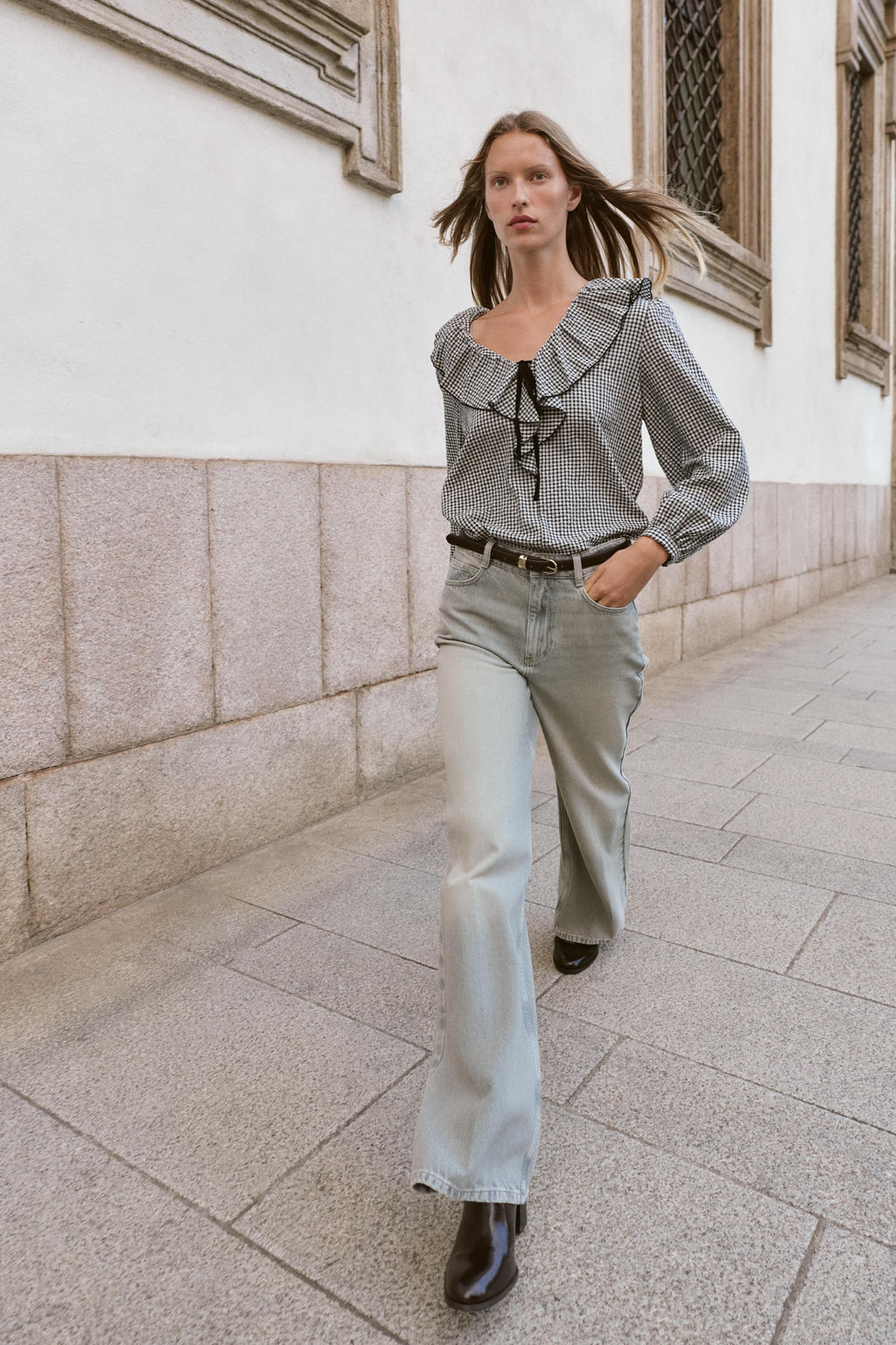 RUFFLED GINGHAM BLOUSE