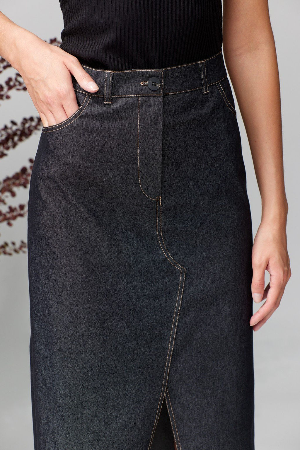 Костюм из жакета, джемпера и юбки. - Allure фото 5