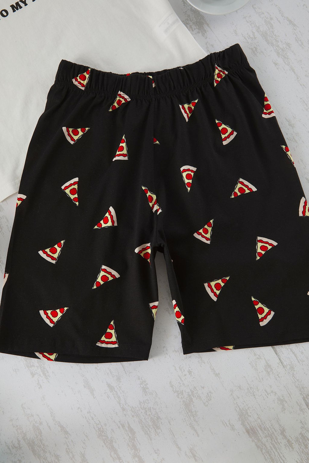 Trendyolmilla Man Ekru Siyah Regular Fit Pizza Bask?l? %100 Pamuk Couple Orme Erkek Pijama Tak?m? TMNSS25PT00048  фото 8