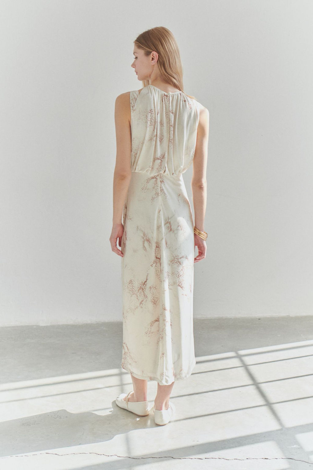 TRENDYOLMILLA Limited Edition Bask?l? Bluzan Gorunumlu Esnek Maxi Orme Elbise TWOSS25EL00480