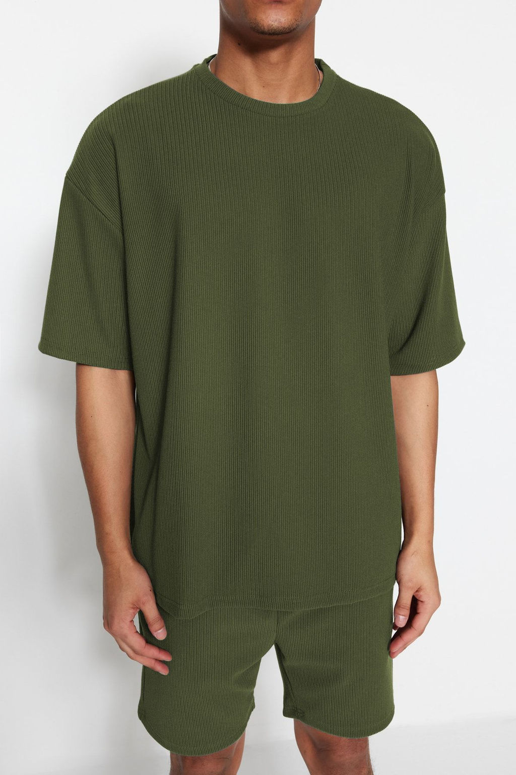 TRENDYOL MAN Kahverengi Premium Oversize Bisiklet Yaka K?sa Kol Dokulu K?r?smaz Ottoman T-Shirt TMNSS23TS00081 - Trendyolmilla фото 36