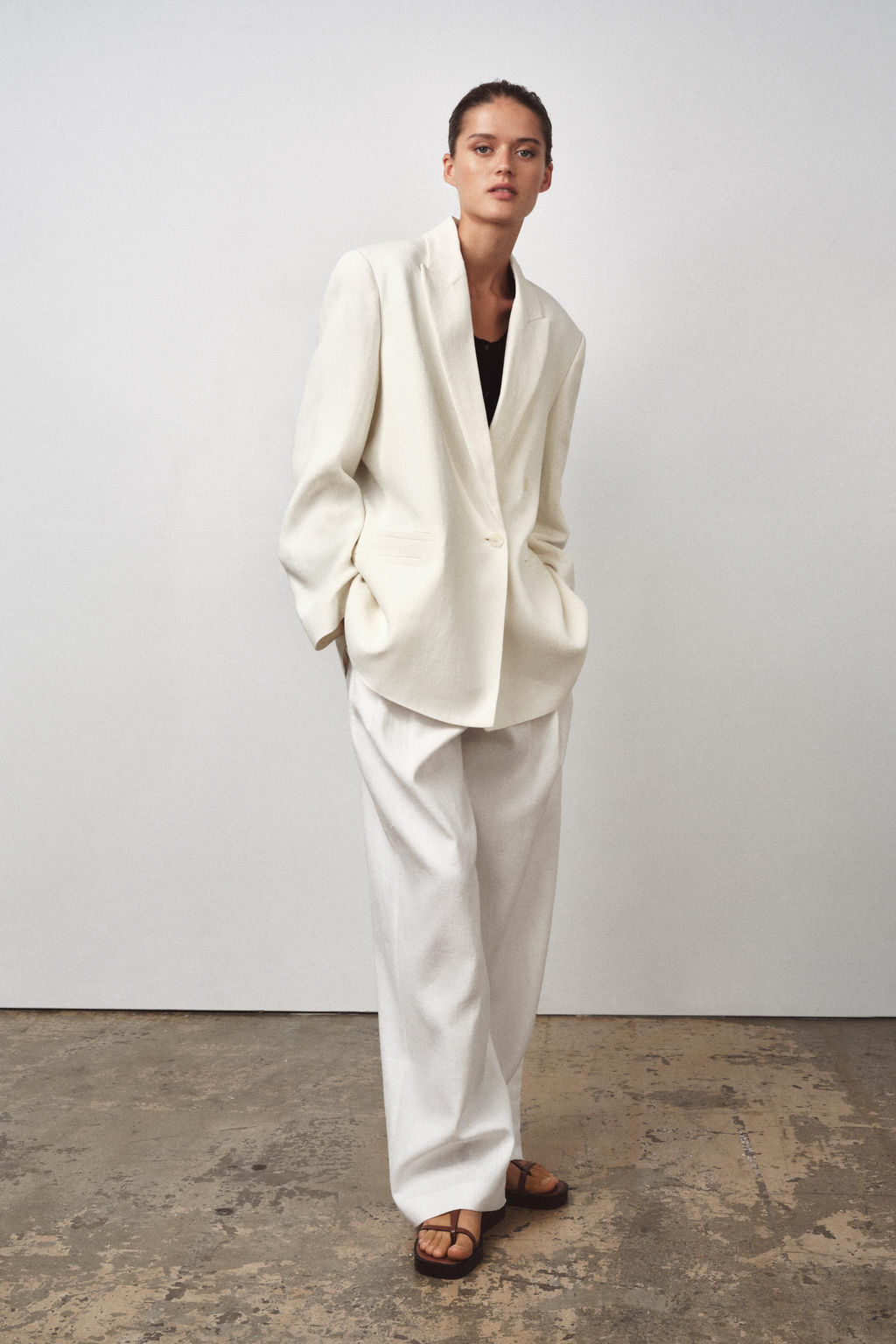ZW COLLECTION DOUBLE-BREASTED LINEN BLEND BLAZER - Zara фото 6