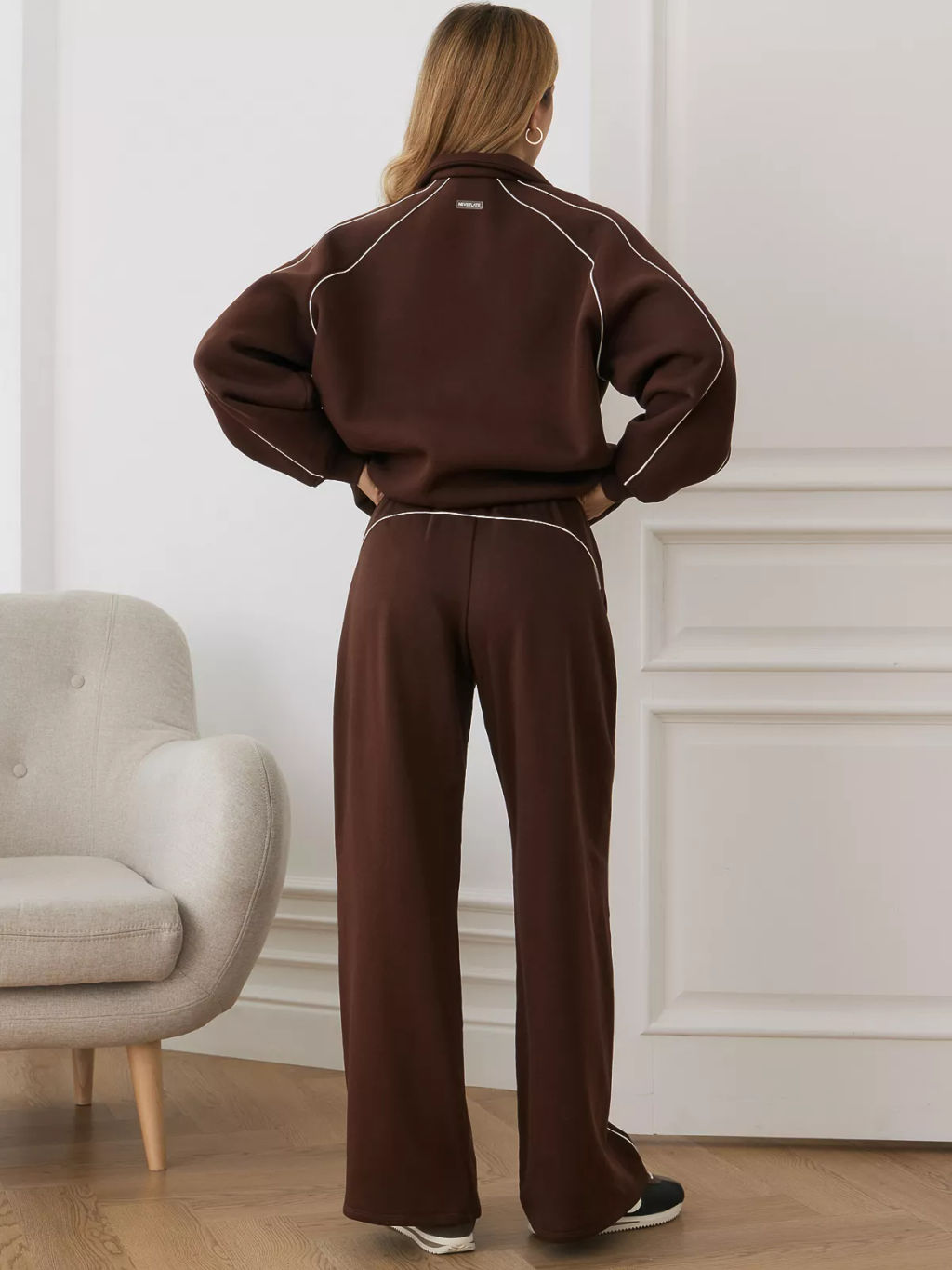 Брюки с низкой посадкой свободного силуэта