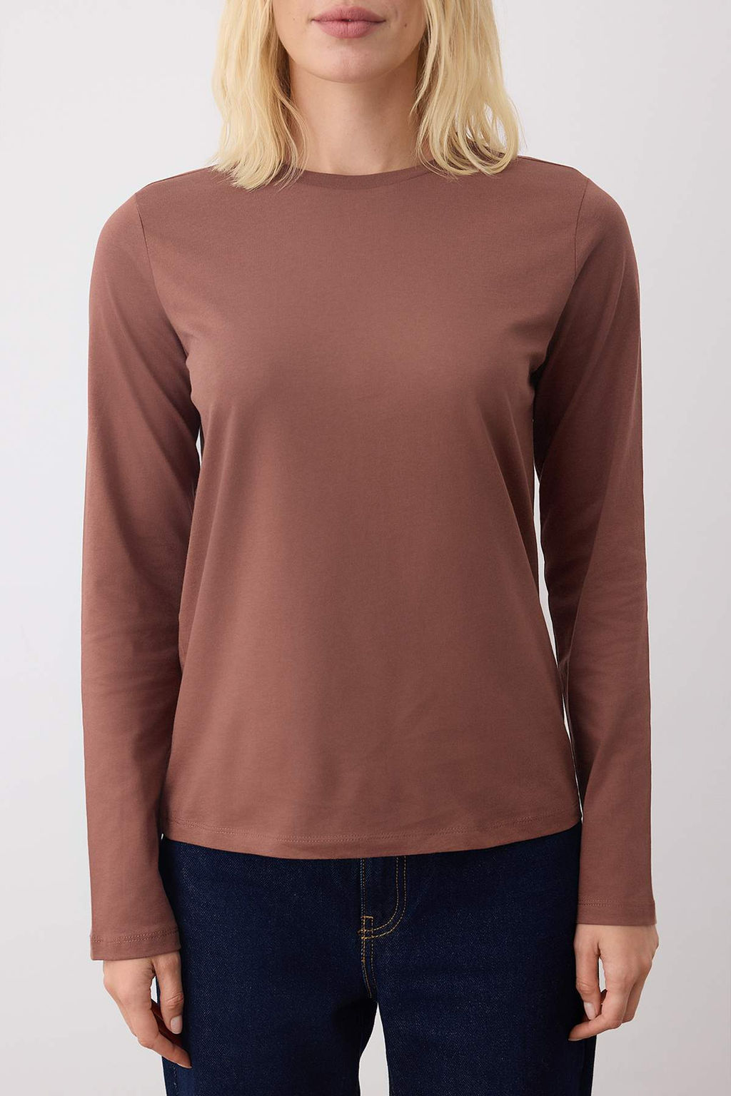 TRENDYOLMILLA Beyaz %100 Pamuk Uzun Kollu Bisiklet Yaka Regular/Normal Kal?p Basic Orme T-Shirt TWOAW21TS0098 фото 3