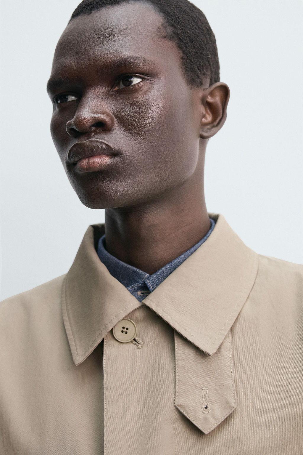 WATER-REPELLENT TRENCH COAT