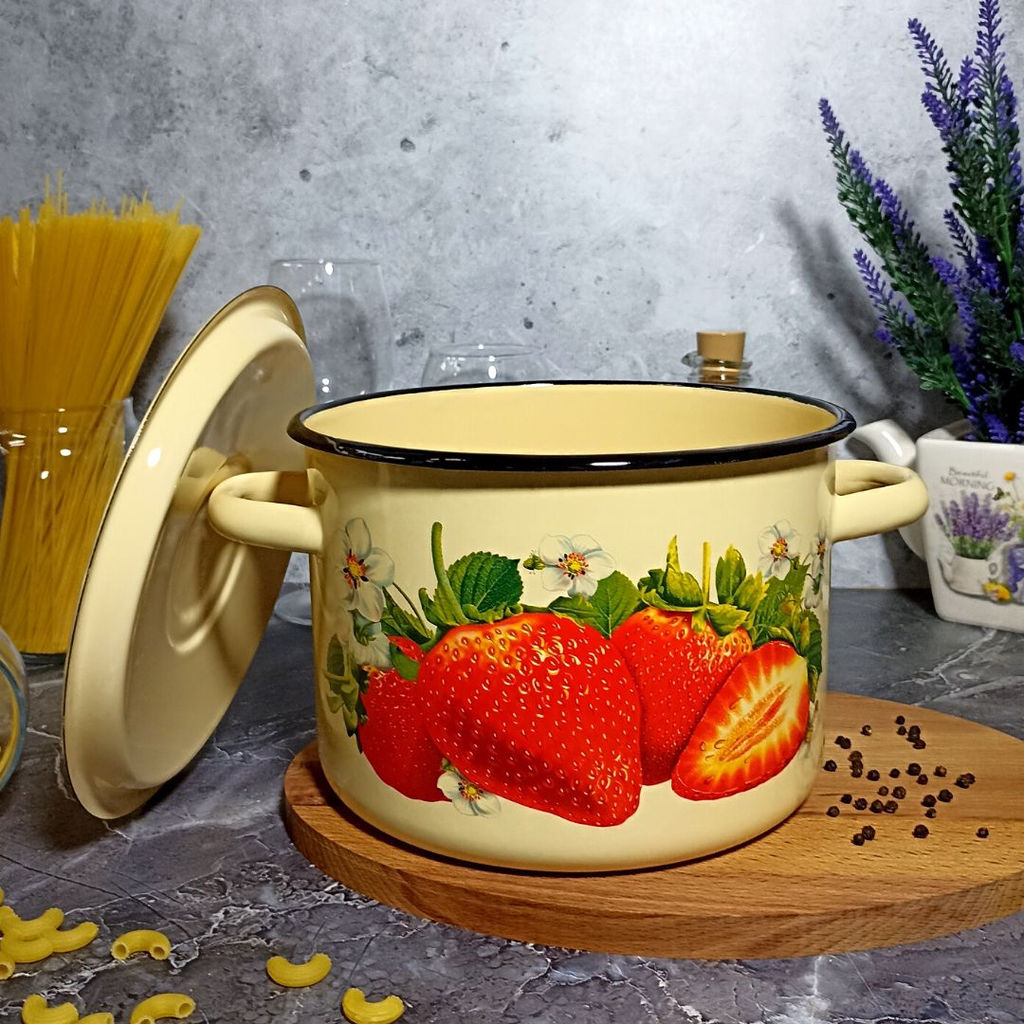 Кастрюля 4,5л 1с17/с крем. Клубника садовая