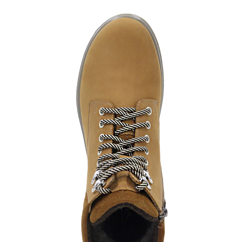 Ботинки девичьи