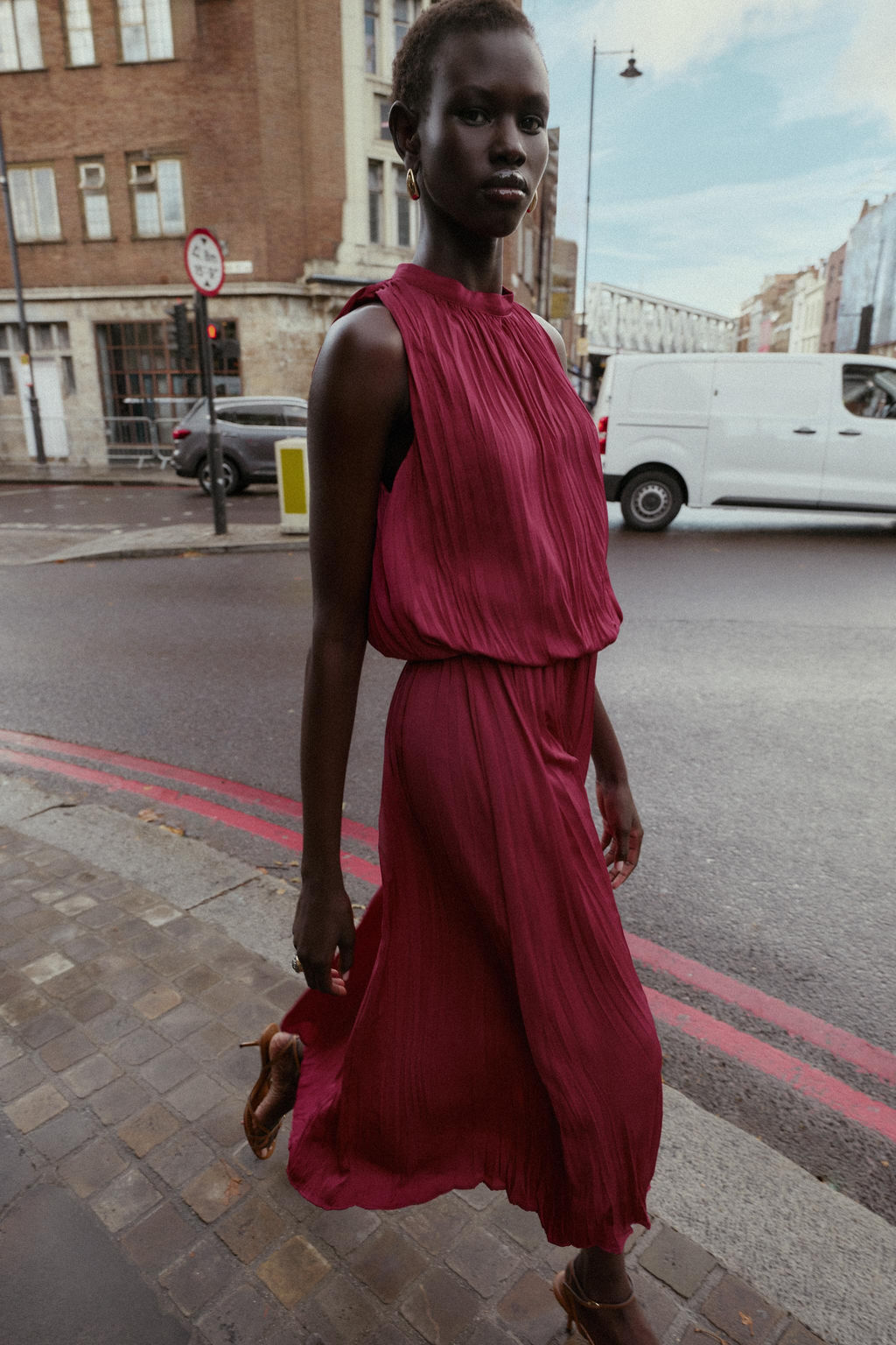 CREASED-EFFECT PLEATED MIDI DRESS - Zara фото 2