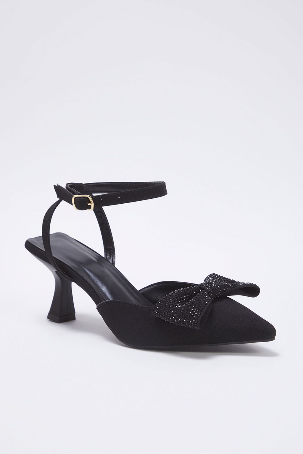 Trendyol Shoes Siyah Tasl? Fiyonk Detayl? Sivri Burun Arkas? Ac?k Kad?n Abiye Ince Topuklu Ayakkab? TAKSS25TO00043