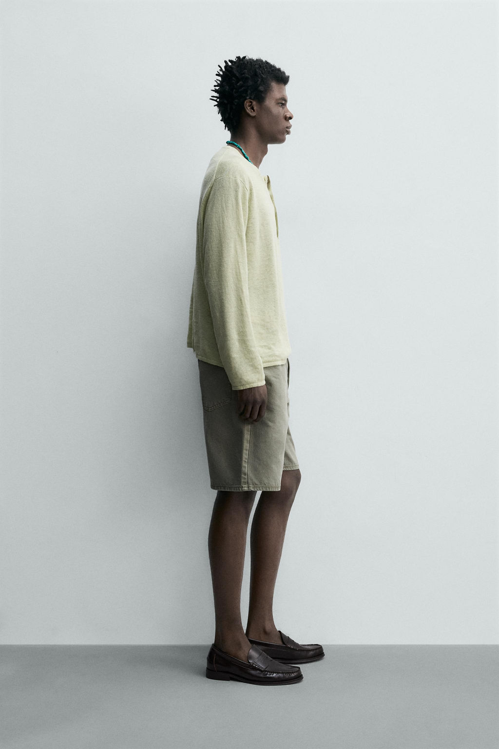 BERMUDA DENIM REGULAR FIT / Verde gris