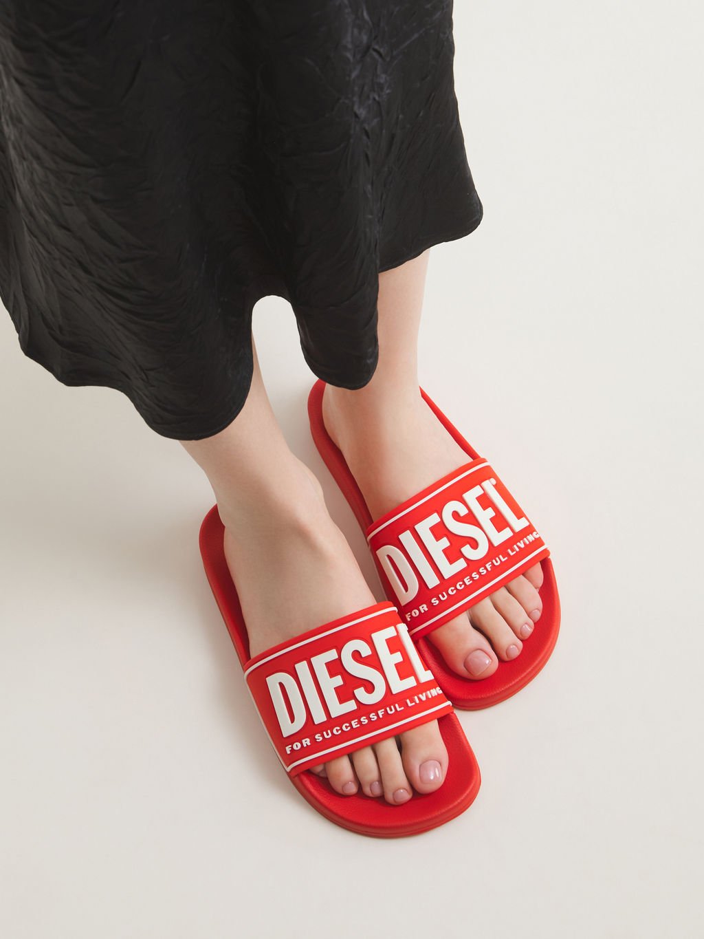 Женские сланцы DIESEL MAYEMI Артикул 4281104, рубиновый  фото 2