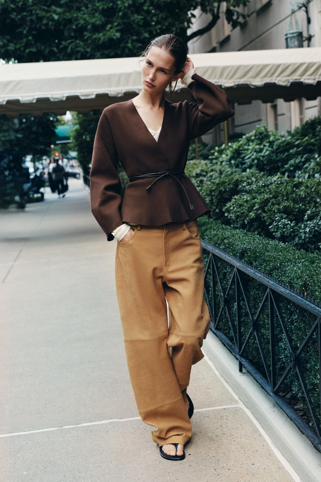 CARDIGAN WITH BELT