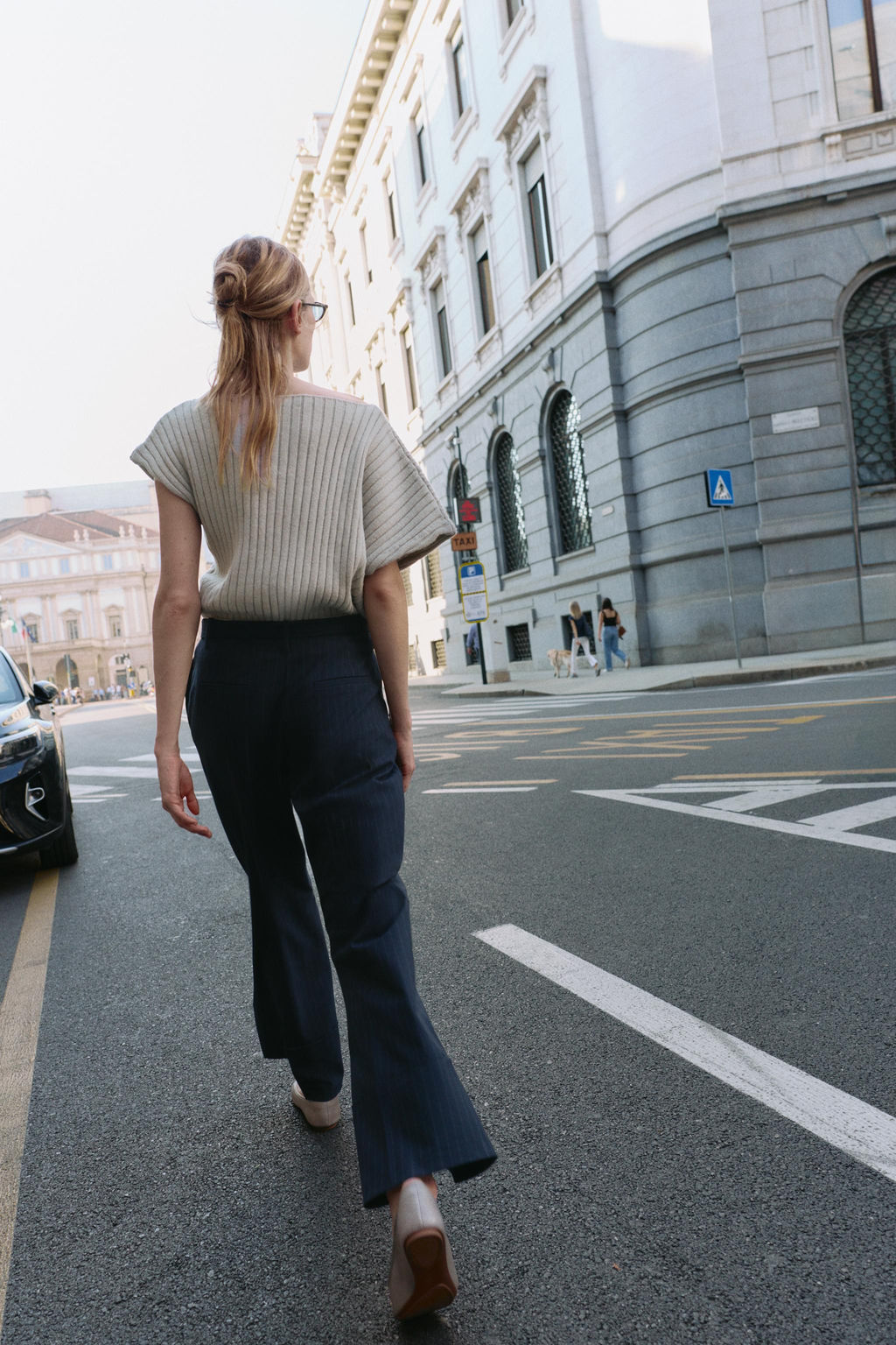 PINSTRIPED TROUSERS WITH BELT - Zara фото 4