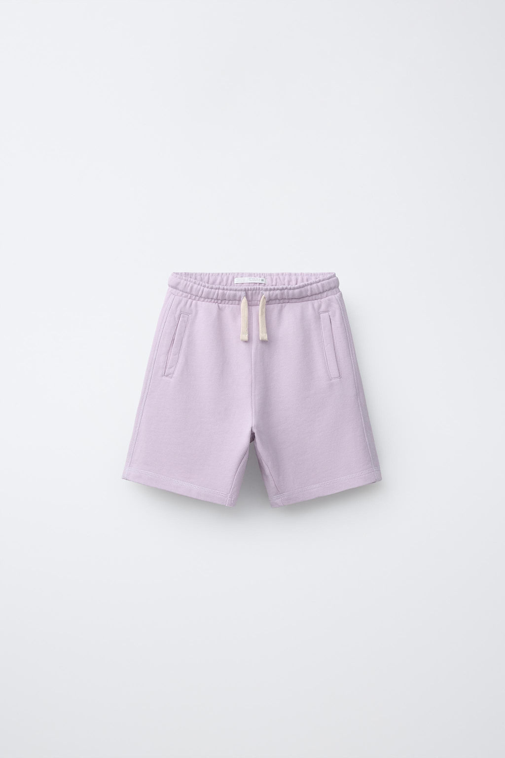 BERMUDA FELPA GARMENT DYE LOGO / Lila claro