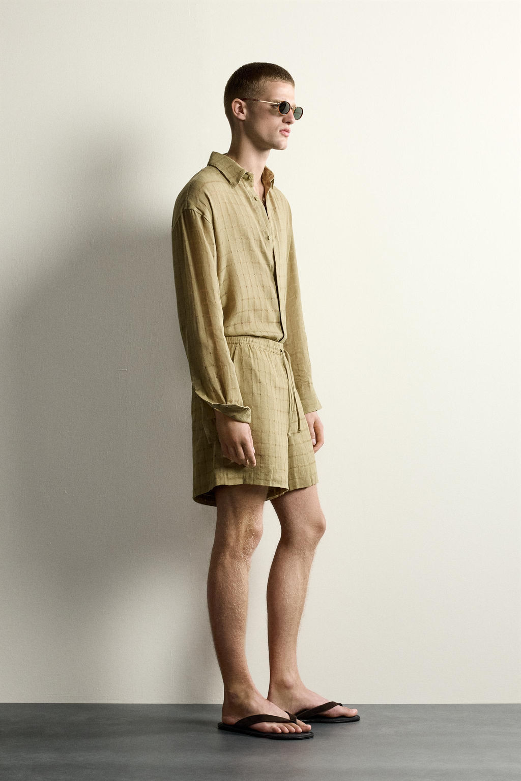CAMISA RELAXED FIT JACQUARD CUADROS LINO - ALGOD?N / Khaki claro - Zara фото 4