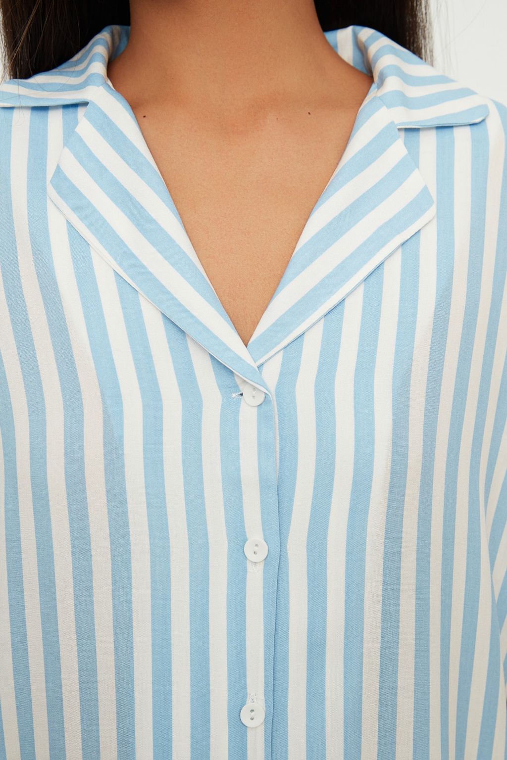 Trendyolmilla Pembe Cizgili Viskon Ustu Genis Kal?p Sortlu Dokuma Pijama Tak?m? THMSS21PT0179  фото 9