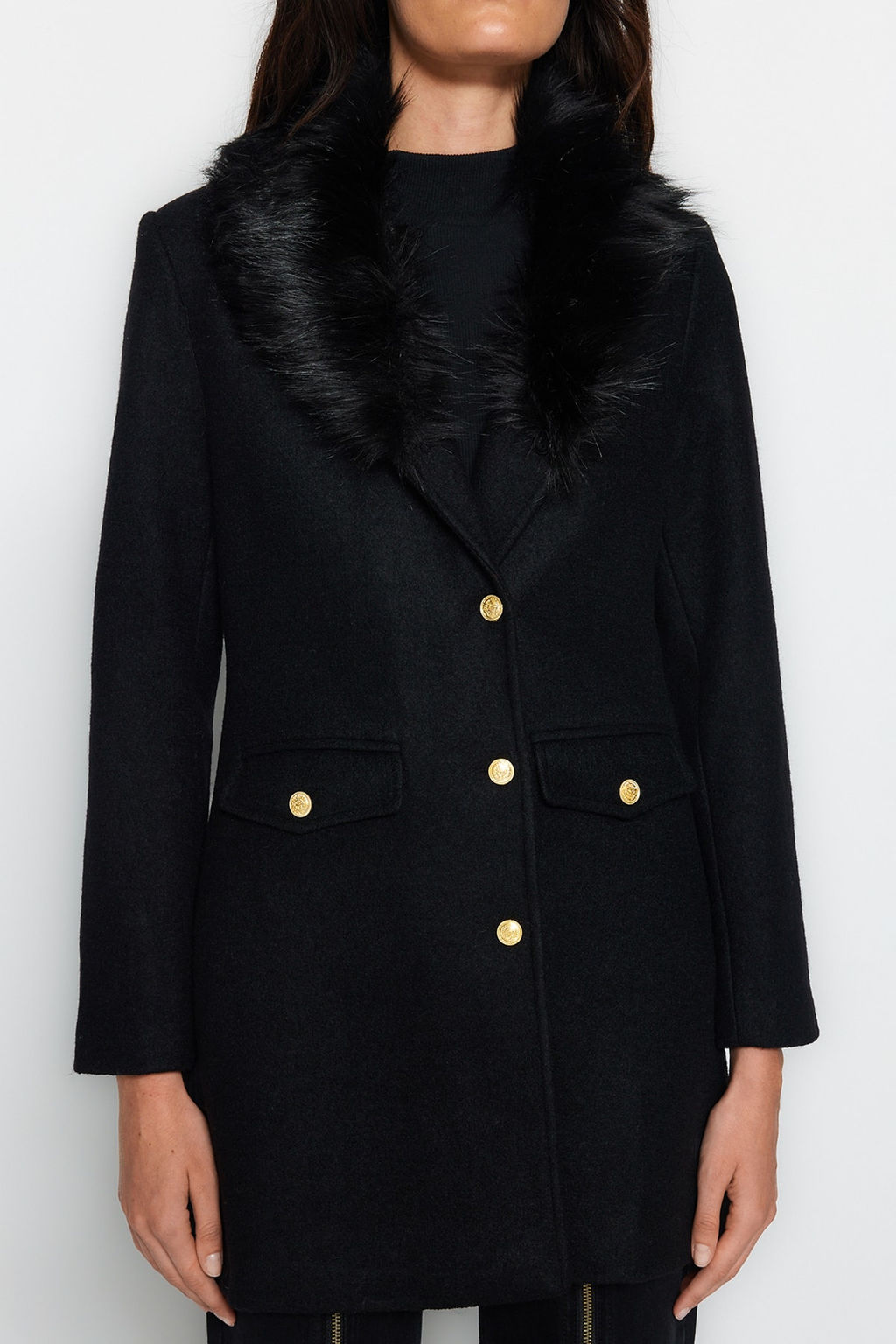 Trendyolmilla Siyah Premium Kurk Yaka Detayl? Gold Dugmeli Kase Kaban TWOAW24KB00100  фото 3