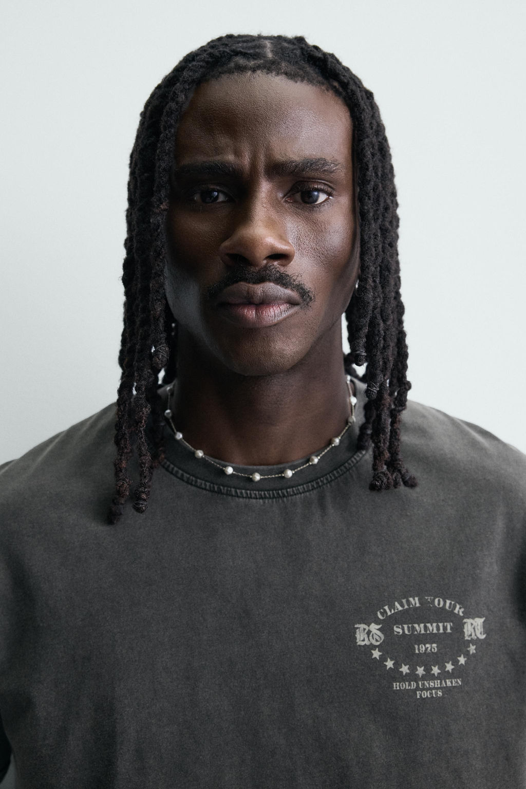 CAMISETA ESTAMPADOS LAVADOS / Antracita oscuro - Zara фото 7