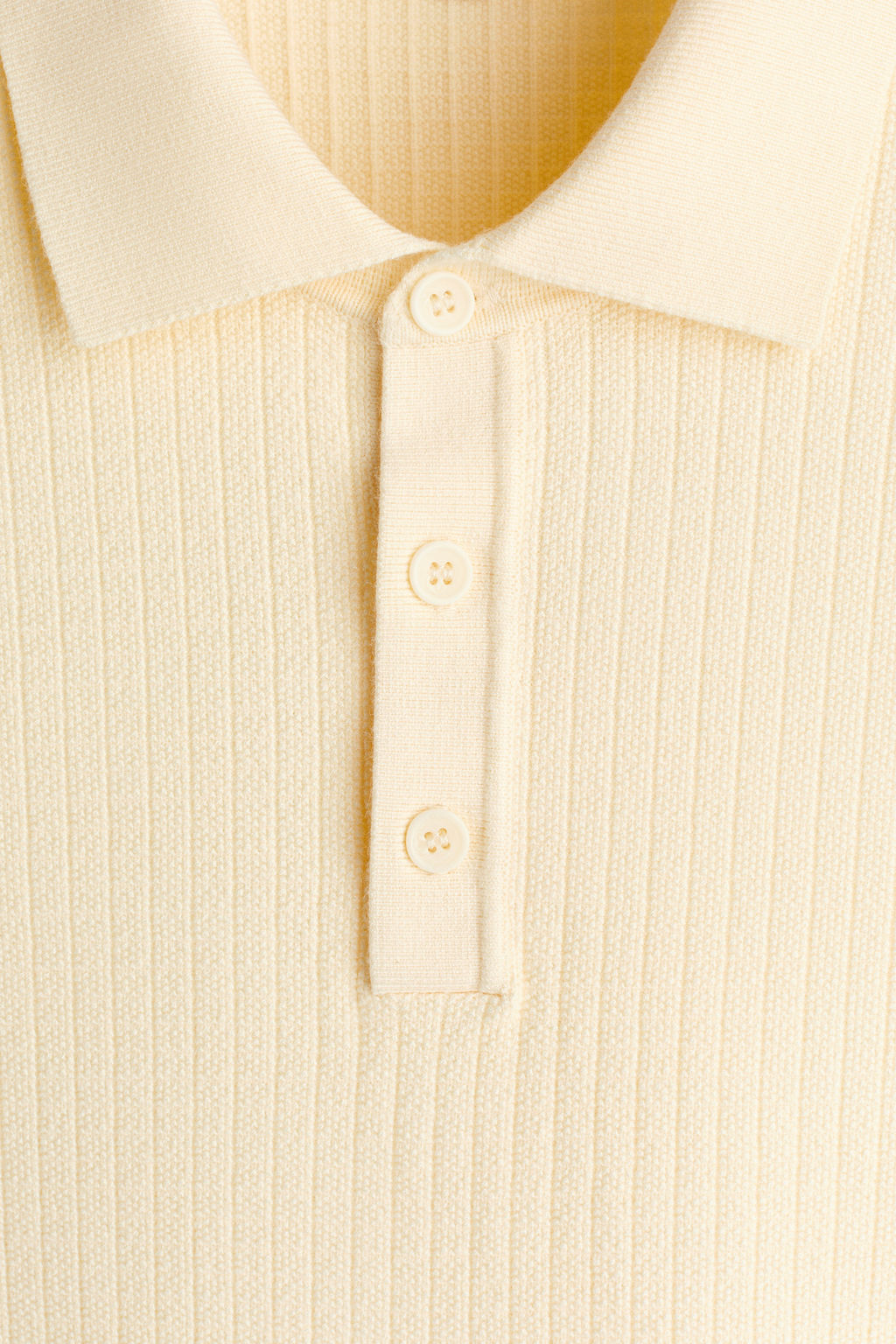 Polo en punto texturizado Regular Fit - H&m фото 12