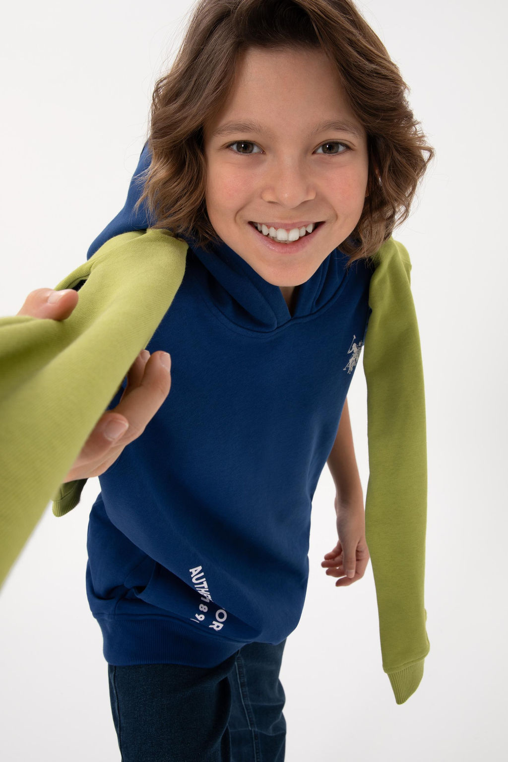 Толстовка цвета индиго для мальчика Неожиданная скидка в корзине - U.s. polo assn фото 4