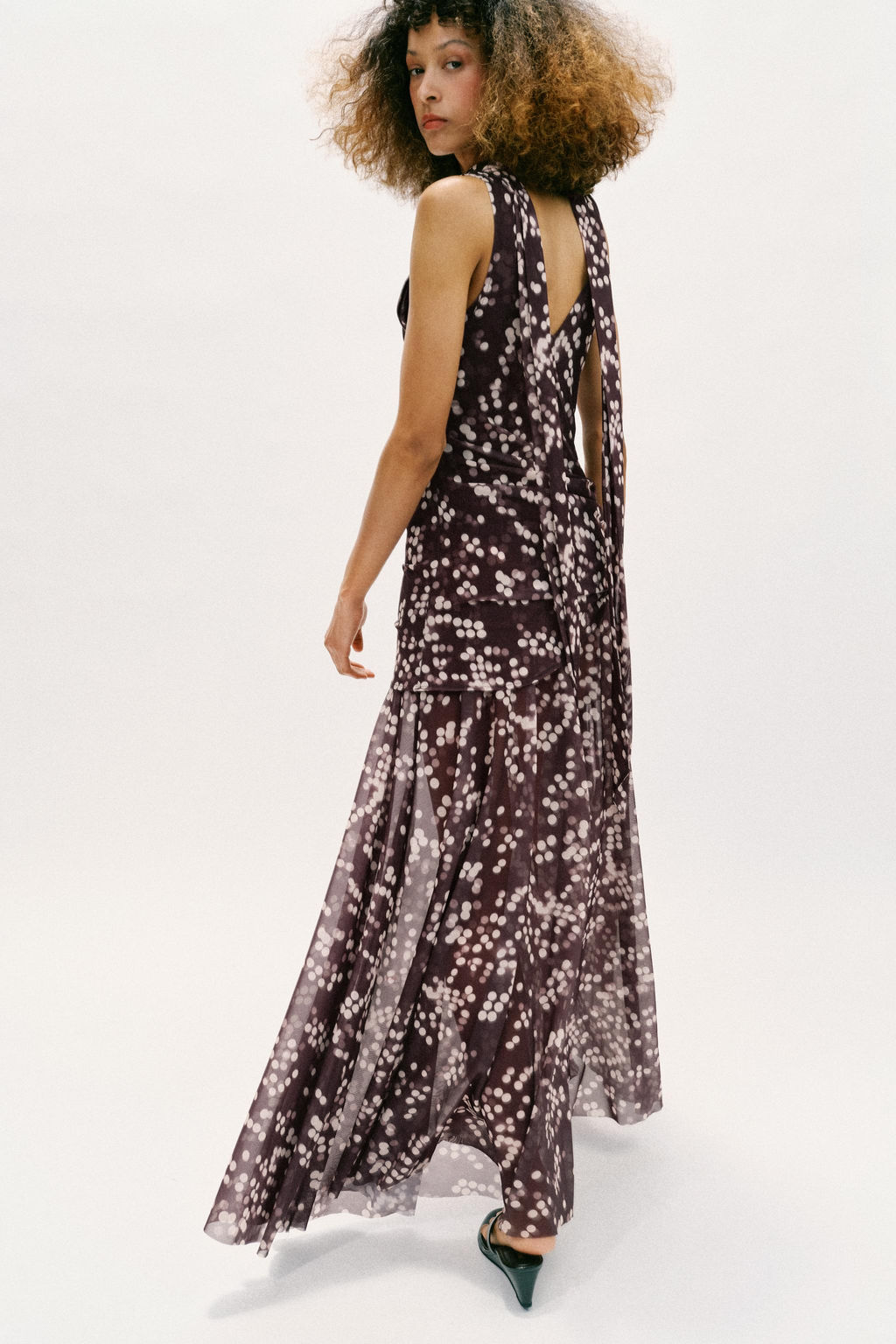 VESTIDO LARGO TUL LUNARES / Marr?n / Crudo - Zara фото 5