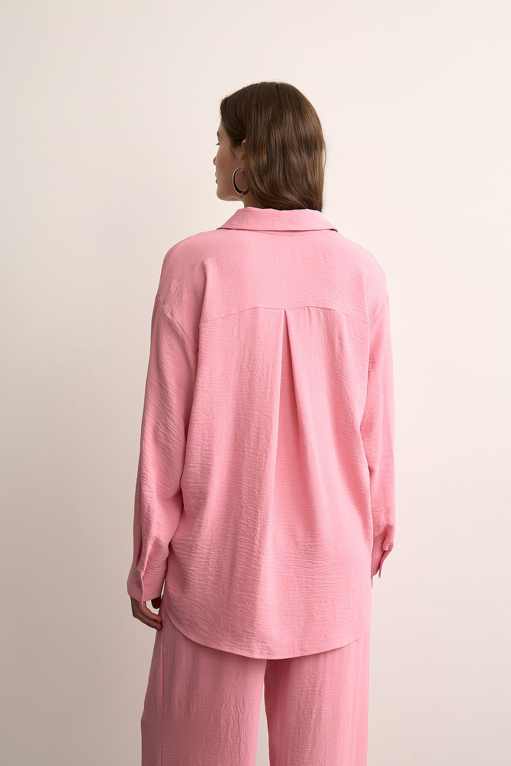 Рубашка оверсайз из жатого хлопка - Mollis фото 5