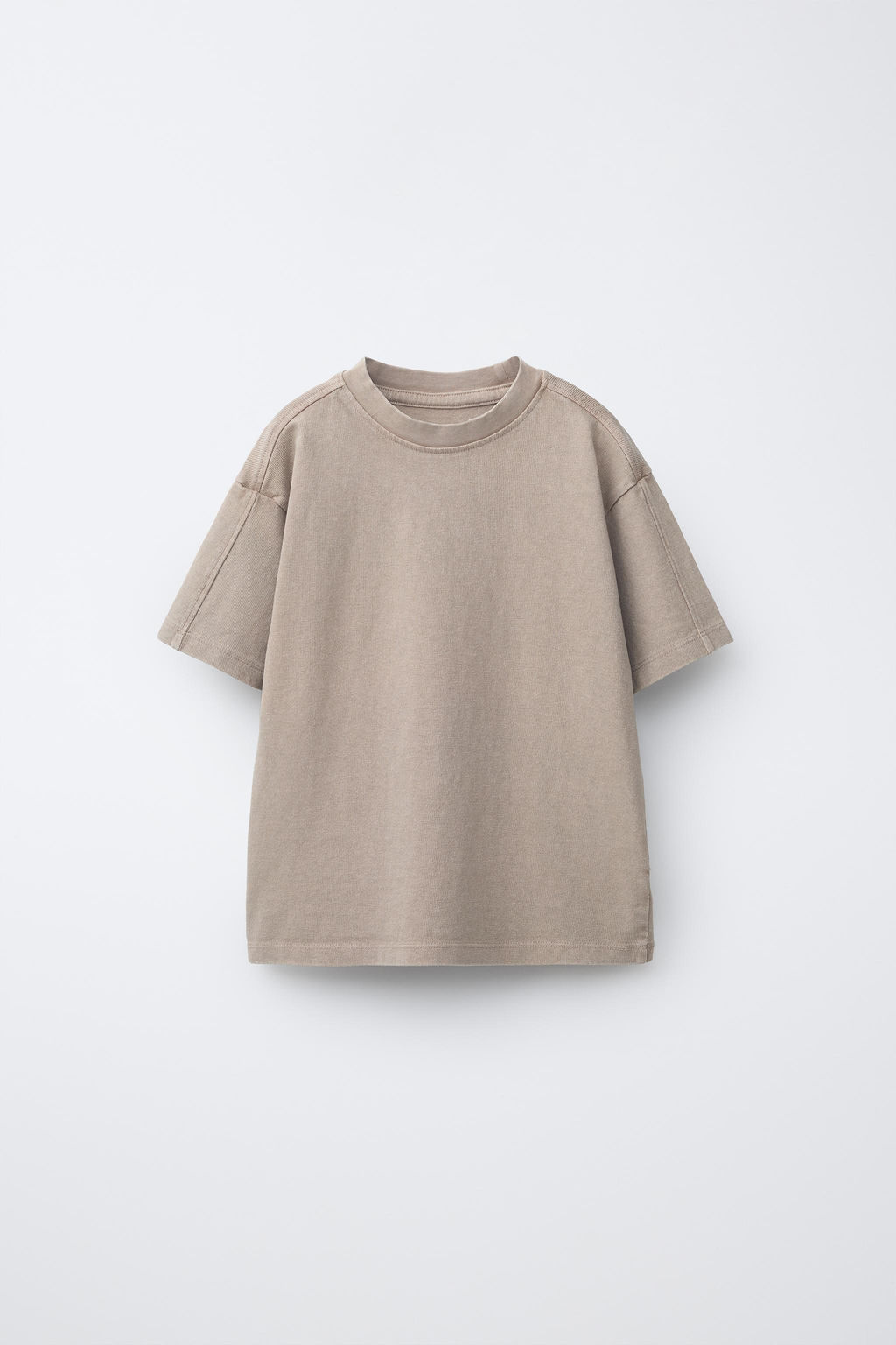 CONJUNTO CAMISETA Y BERMUDA LISO GARMENT DYE / Tostado - Zara фото 2