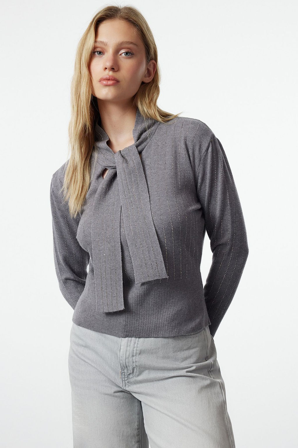 Antrasit Premium Iplik/Ozel Iplik Tas Islemeli Triko Kazak TWOAW25KZ00130