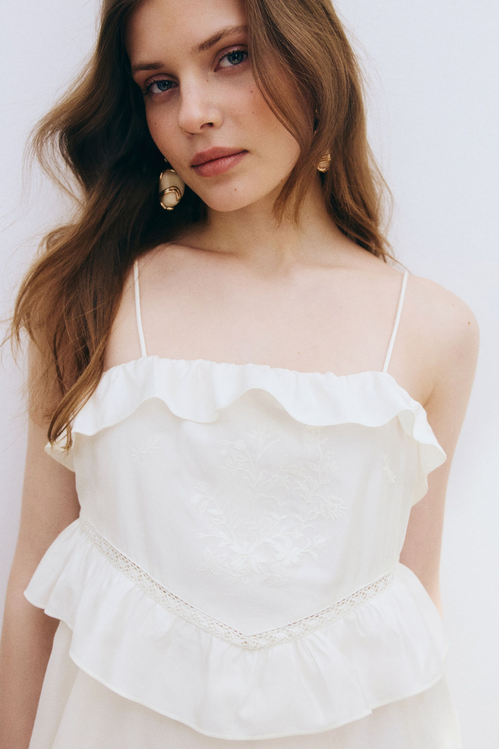 Vestido de volantes con tirantes espagueti - H&m фото 3