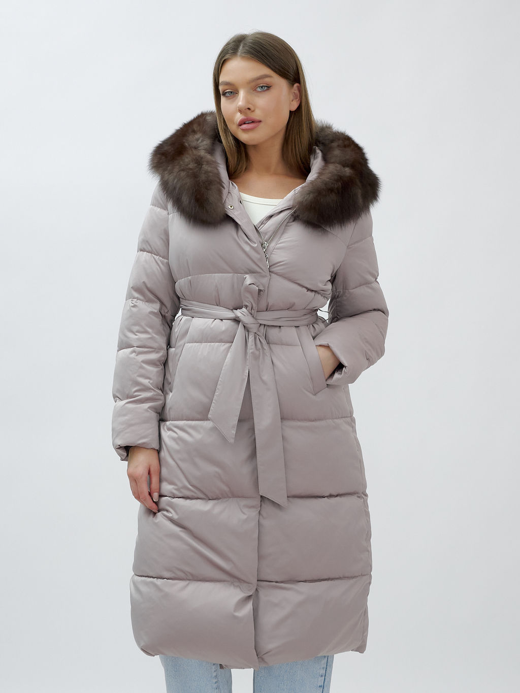 с мехом песец люкс класса Пальто зимние Бренд Visdeer, бежевого цвета  фото 14